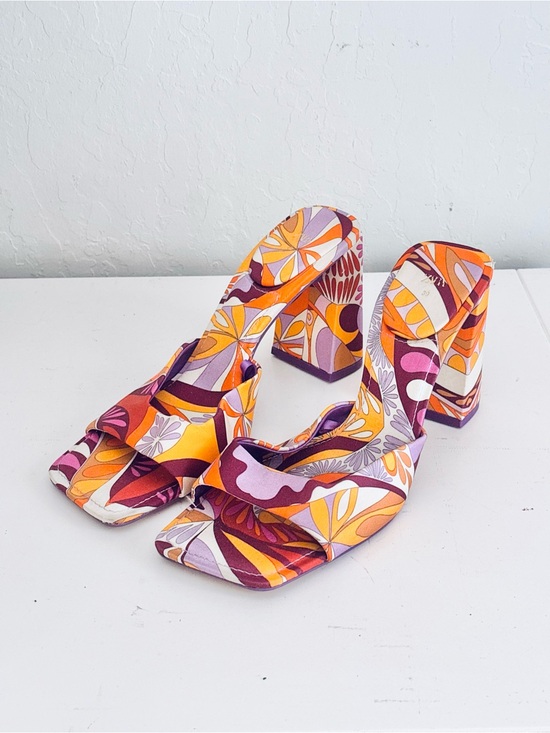 Zara Shoes - Zara Vibrant Floral Print Block Heel Square Toe Sandals Orange Purple, 39 (8.5)